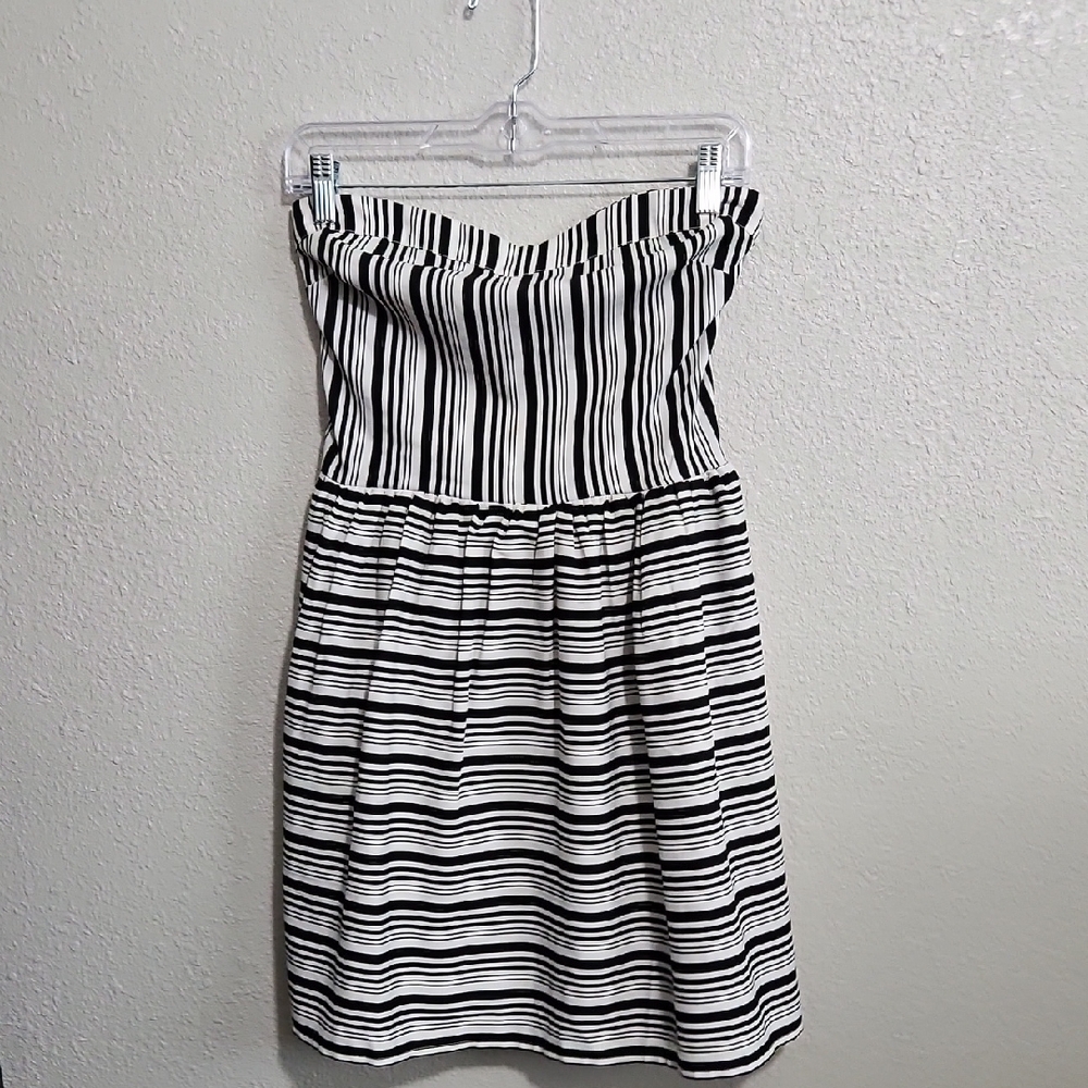 Black and White Striped Strapless Dress